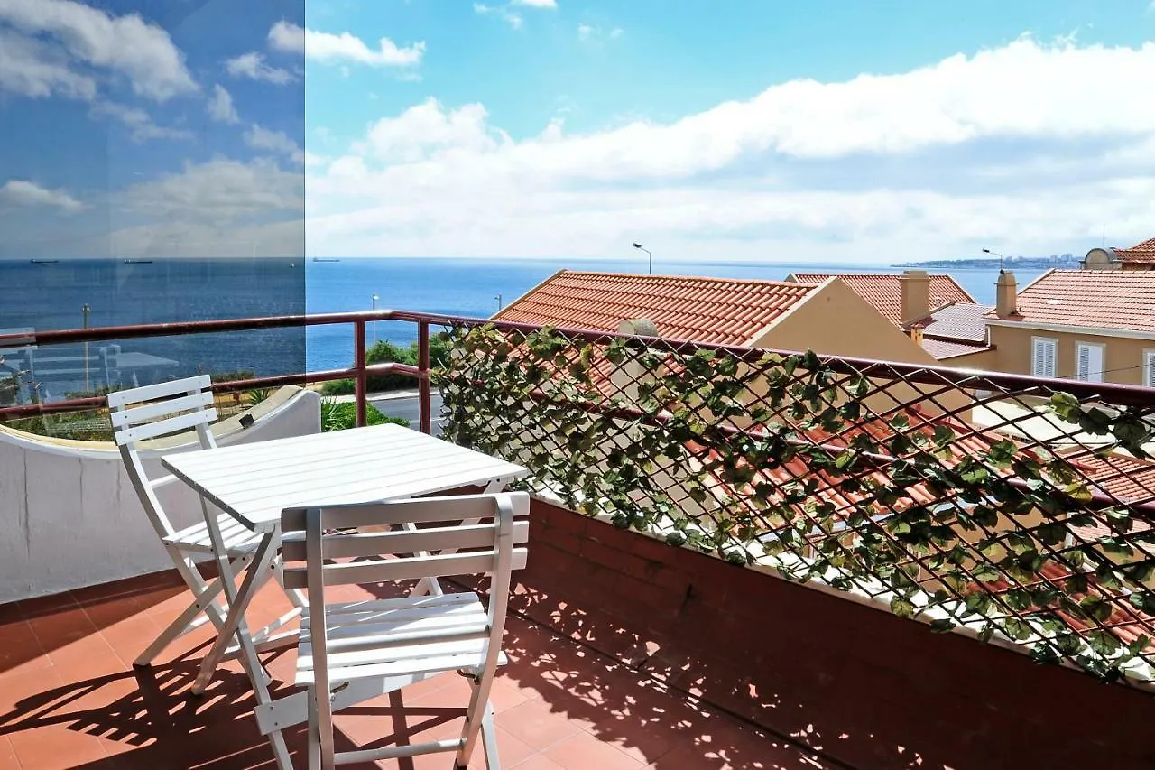 Sunset Balcony In Estoril - Checkinhome location